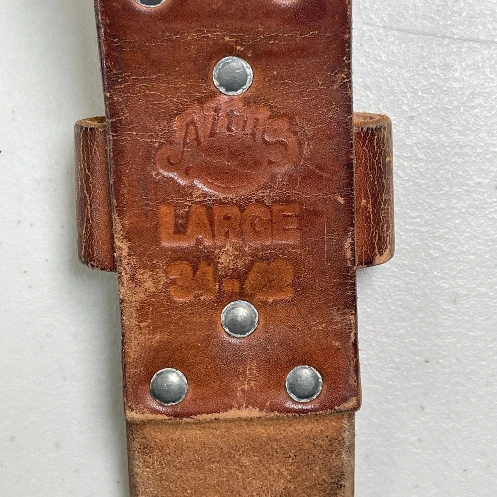 Vintage‎ Altus Power Weight Lifting Belt Size Medium Thick Leather Double Prong